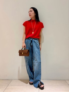 Mila Owenさん（レディース・151cm）の夏コーディネート