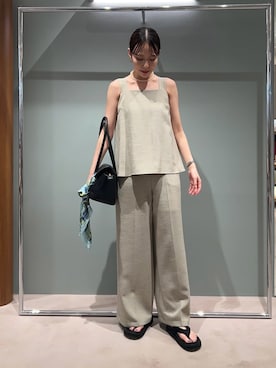 「アイテム（バンダナ/スカーフ）」を使った、Mila Owenさん（レディース・158cm）の夏コーディネート