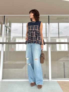 「Mila Owen（ミラオーウェン）のダメージ加工ルーズストレートデニムパンツ（デニムパンツ、ブルー系）」を使った、Mila Owenさんの春コーディネート