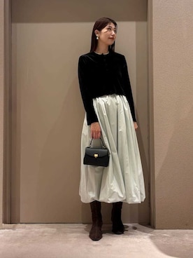 Mila Owenさん(レディース・169cm)の冬コーディネート