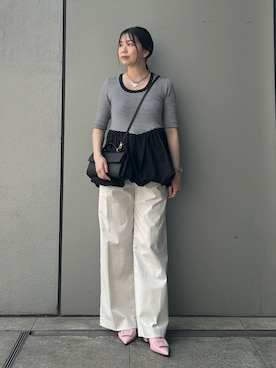 Mila Owenさんのコーディネート