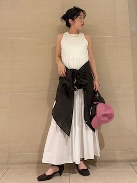 Mila Owenさん（レディース・155cm）の春コーディネート