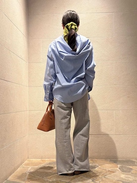 「シャツブラウス」｜Mila Owenさん（レディース・155cm）の冬コーディネート