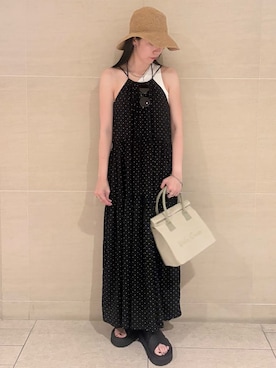 Mila Owenさんのコーディネート