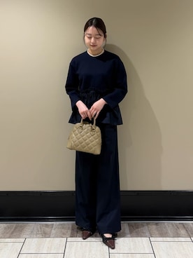 Mila Owenさん（レディース・162cm）の冬コーディネート