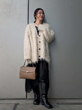 Mila Owenさん（レディース・156cm）の冬コーディネート