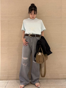 「アイテム（チューブトップ）」を使った、Mila Owenさん（レディース・155cm）の夏コーディネート
