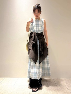 「シャツブラウス」｜Mila Owenさん（レディース・155cm）の夏コーディネート