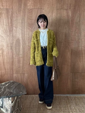 「アイテム（ベルト、ゴールド系）」を使った、Mila Owenさん（レディース・160cm）の秋コーディネート