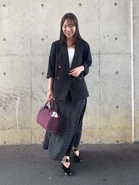 「アイテム（チューブトップ）」を使った、Mila Owenさん（レディース・159cm）の夏コーディネート
