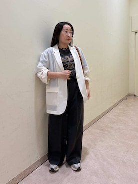 Mila Owenさん(レディース・155cm)の春コーディネート