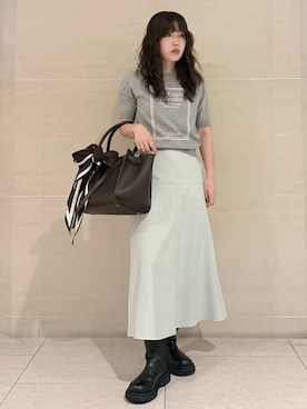 Mila Owenさん(レディース・155cm)の秋コーディネート