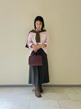 Mila Owenさん（レディース・155cm）の秋コーディネート