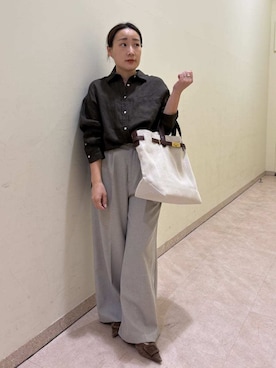 「Mila Owen（ミラオーウェン）のドライタッチ２タックワイドパンツ（その他パンツ、その他）」を使った、Mila Owenさんの春コーディネート