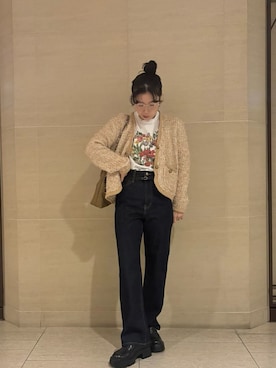 Mila Owenさんのコーディネート