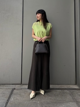 Mila Owenさんのコーディネート