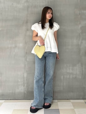 Mila Owenさん（レディース・156cm）の夏コーディネート