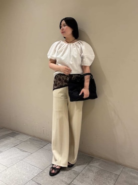 Mila Owenさん（レディース・163cm）の夏コーディネート