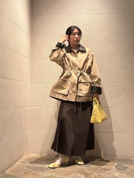 「アイテム（ミリタリージャケット、ベージュ系）」を使った、Mila Owenさん（レディース・155cm）の春コーディネート
