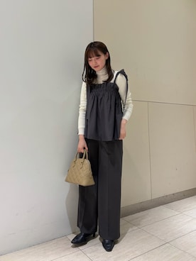 Mila Owenさん(レディース・163cm)の冬コーディネート