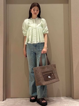 Mila Owenさん(レディース・169cm)の春コーディネート