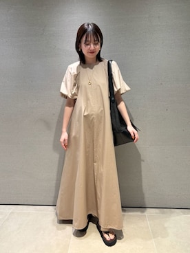 Mila Owenさんのコーディネート
