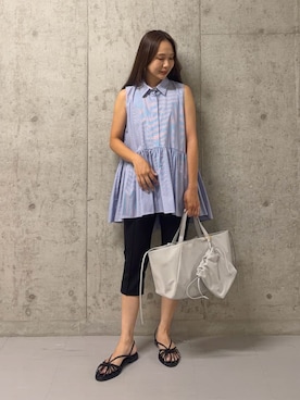 Mila Owenさんのコーディネート