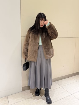 Mila Owenさん(レディース・163cm)の冬コーディネート