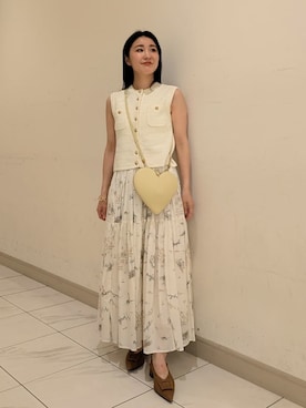 Mila Owenさん（レディース・156cm）の夏コーディネート