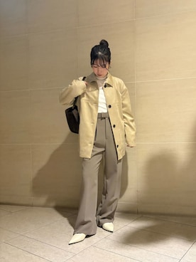 「アイテム（チューブトップ）」を使った、Mila Owenさん（レディース・155cm）の秋コーディネート