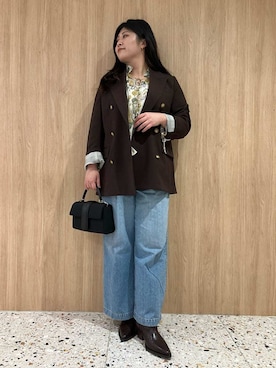 Mila Owenさん（レディース・157cm）の冬コーディネート