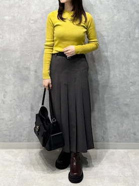 Mila Owenさん（レディース・155cm）の秋コーディネート