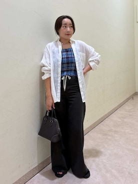 「シャツブラウス」｜Mila Owenさん（レディース・155cm）の夏コーディネート
