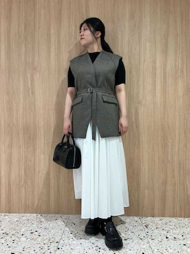 「Mila Owen（ミラオーウェン）の共ベルト付きオーバーサイズノーカラーベスト（その他アウター、その他）」を使った、Mila Owenさんの春コーディネート