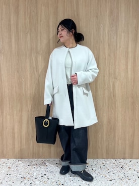Mila Owenさんのコーディネート