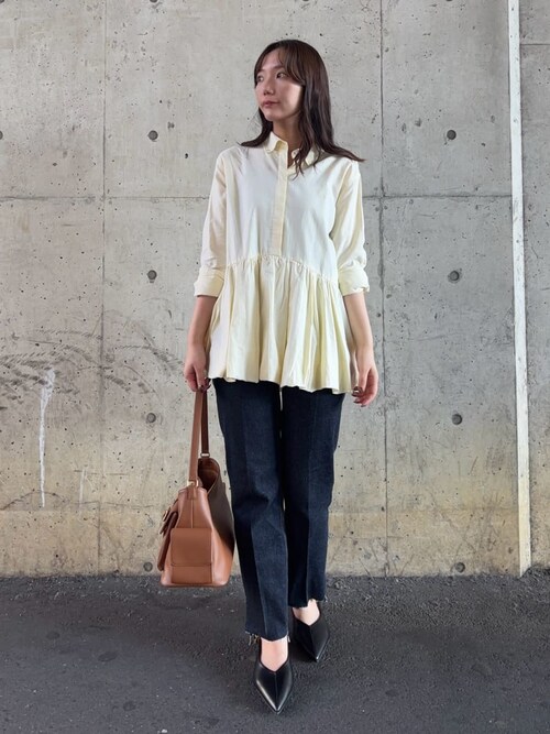 釦ダウン裾バルーンペプラムシャツ（シャツ/ブラウス）｜Mila Owen  