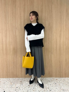 Mila Owenさん（レディース・161cm）の秋コーディネート