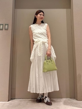 Mila Owenさん(レディース・169cm)の春コーディネート