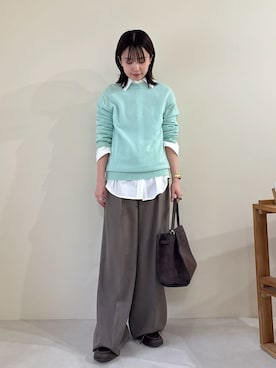 「アイテム（モカシン/デッキシューズ）」を使った、Mila Owenさん（レディース・160cm）の夏コーディネート