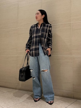 「アイテム（ベルト、ゴールド系）」を使った、Mila Owenさん（レディース・151cm）の夏コーディネート