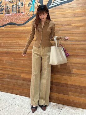 Mila Owenさん（レディース・162cm）の冬コーディネート