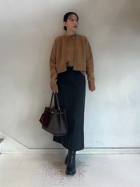 Mila Owenさん（レディース・158cm）の秋コーディネート