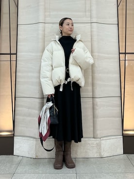 「アイテム（財布/小物）」を使った、Mila Owenさん（レディース・158cm）の秋コーディネート