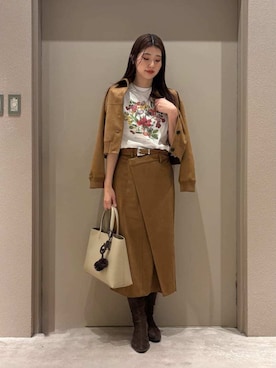 Mila Owenさん（レディース・169cm）の冬コーディネート