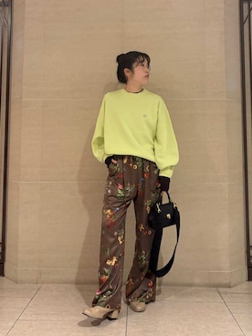 「Mila Owen（ミラオーウェン）のアイテム（Tシャツ/カットソー）」を使った、Mila Owenさん（レディース・155cm）の冬コーディネート