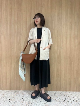 Mila Owenさん(レディース・161cm)の春コーディネート