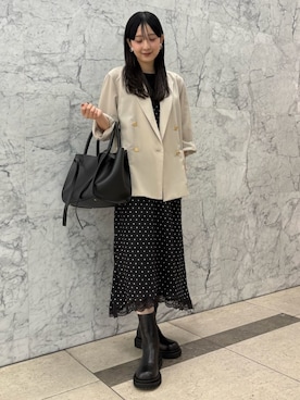 Mila Owenさん（レディース・163cm）の秋コーディネート