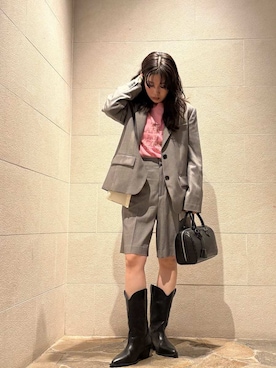 Mila Owenさん（レディース・155cm）の冬コーディネート