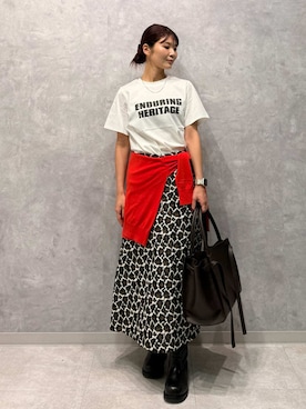 Mila Owenさん(レディース・155cm)の秋コーディネート