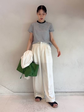 Mila Owenさんのコーディネート